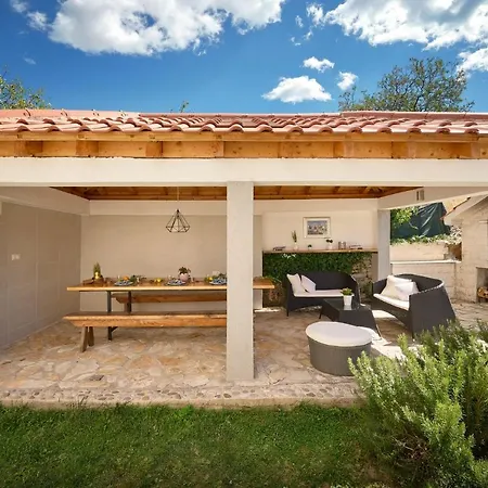 Villa Ivana *